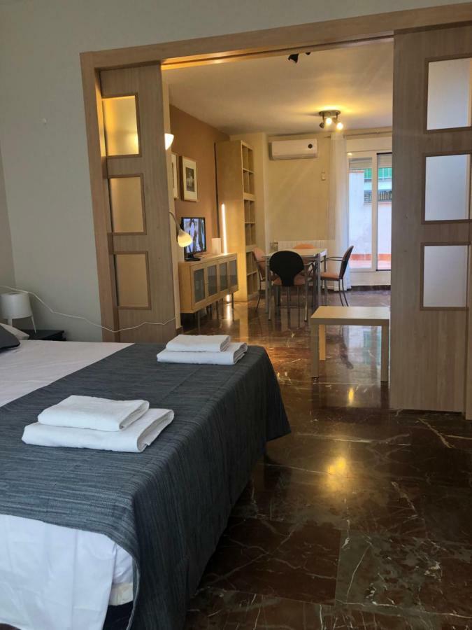 Constitucion Suite Confort D Гранада Экстерьер фото